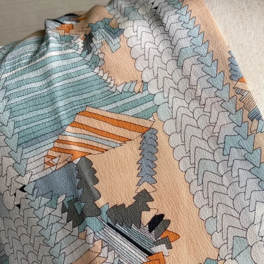 Tucker Silk Geometric Print V neck Dress - Picture 2 of 13